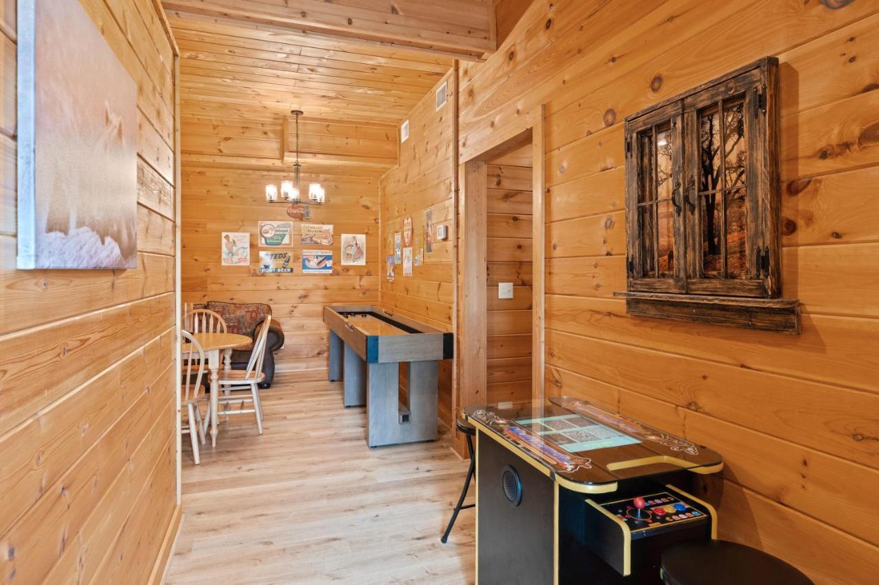 Mountain View 5 Bdrm Gatlinburg Cabin Near Downtown Arts المظهر الخارجي الصورة